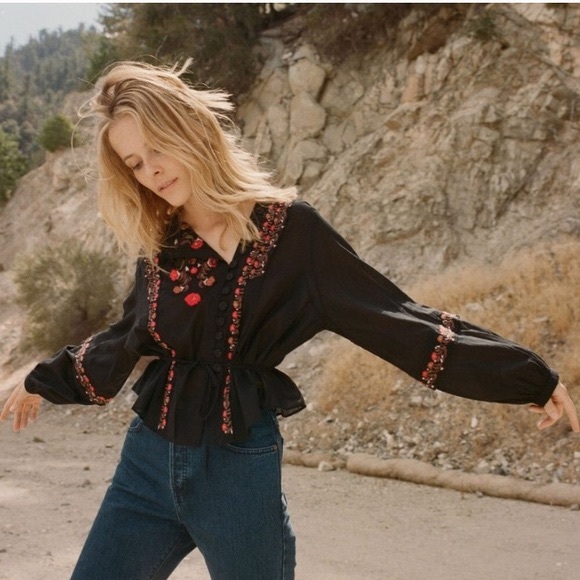 SOLD | DOEN Graceland Embroidered Blouse - Picture 2 of 6